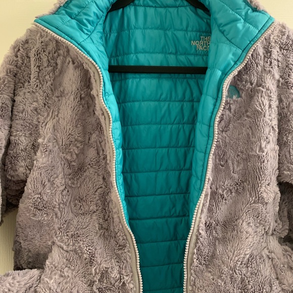 The Northface Puffer/Fleece Reversible Jacket - Picture 12 of 14